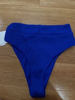 NWT kulani kini blue ribbed bikini bottom size L